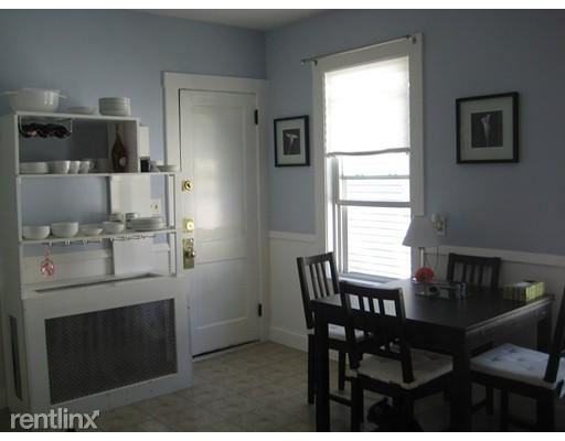 24 Olcott St - Photo 3 of 8