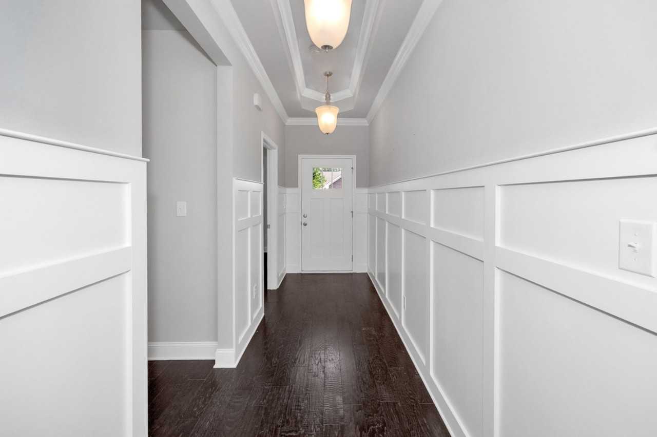 207 Blackwood Dr - Photo 3 of 25