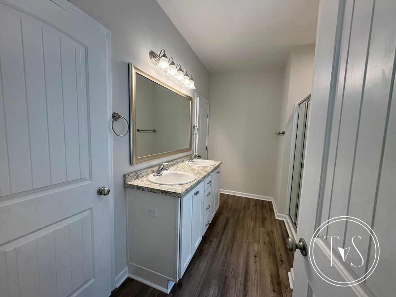 1110 Marne Blvd - Photo 2 of 13