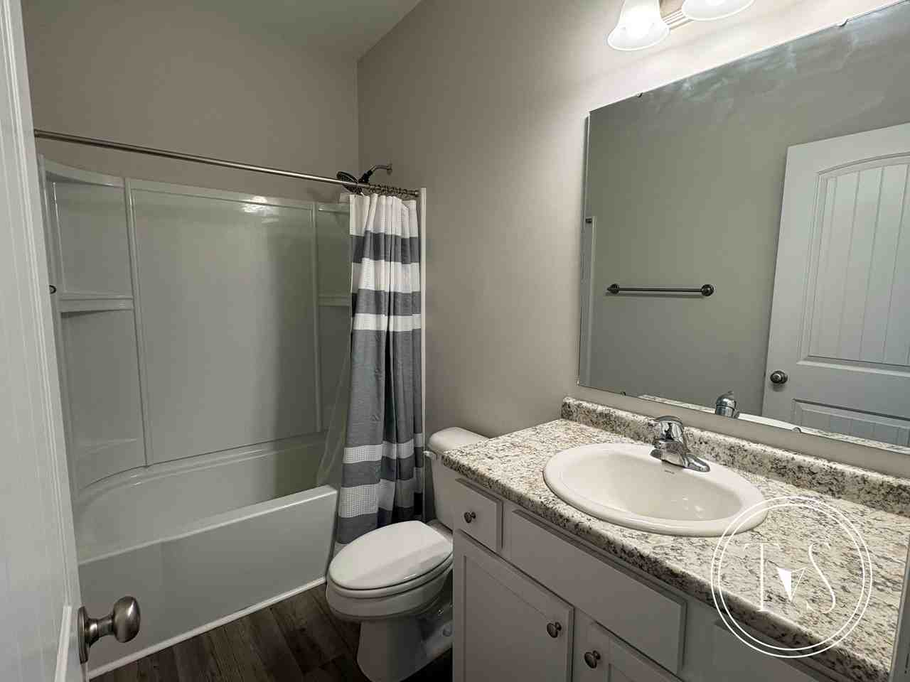 1110 Marne Blvd - Photo 6 of 13