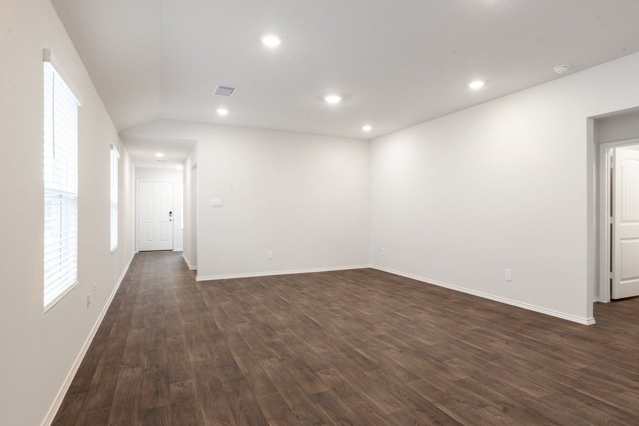 128 Granary Dr - Photo 6 of 19