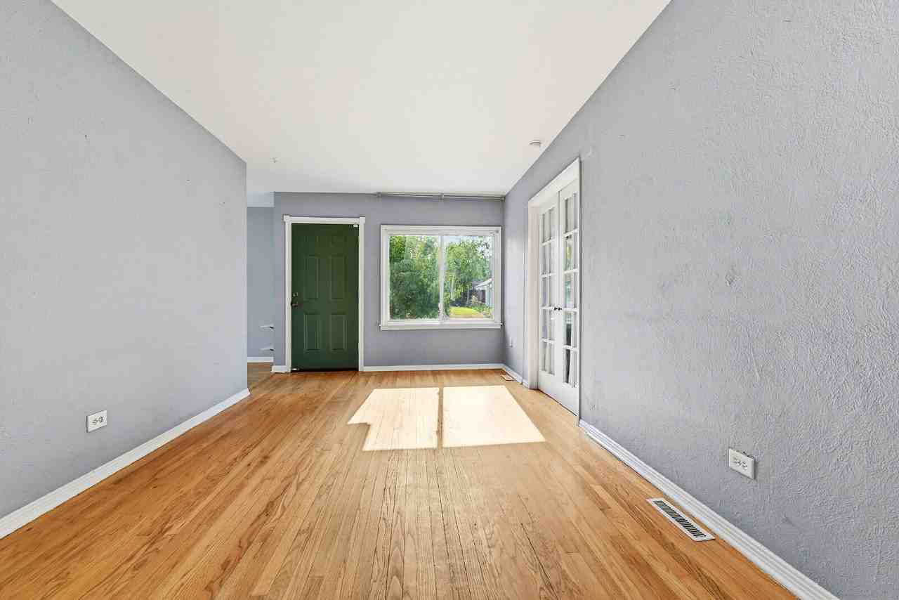 1200 Spruce St - Photo 6 of 42