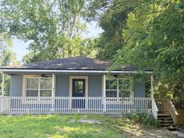 featured image of 1058 W 15th St
