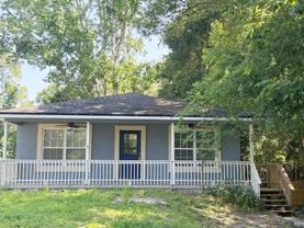 1058 W 15th St - Photo 1 of 1