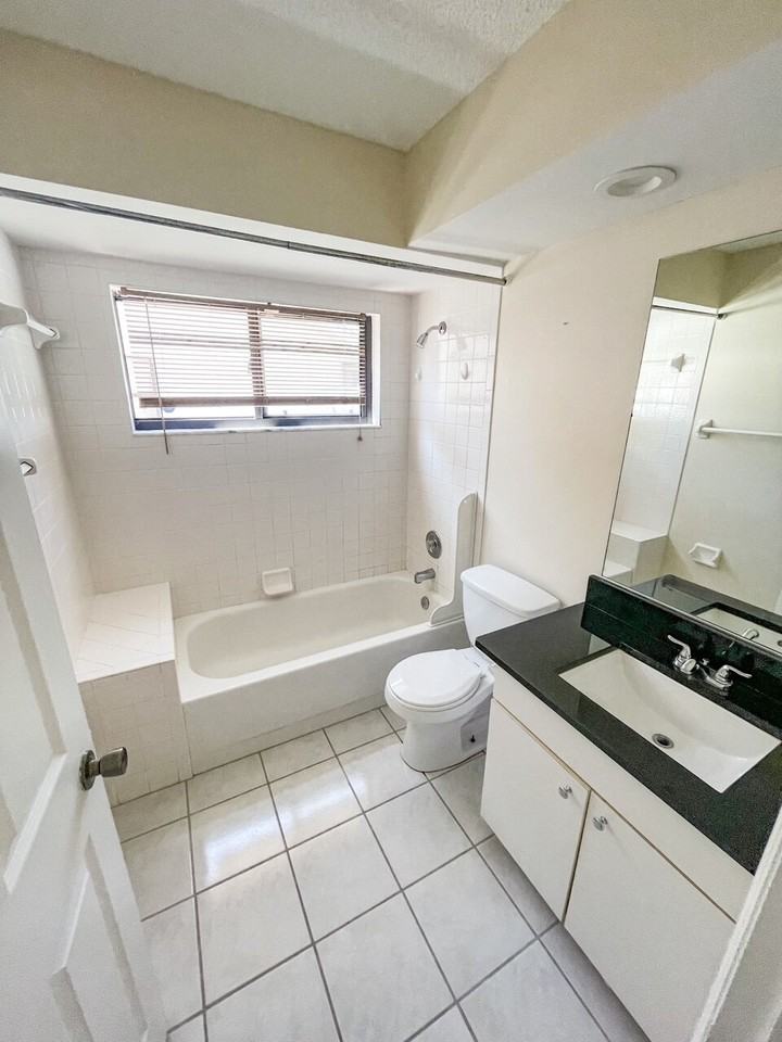 5604 35th Ct E - Photo 6 of 11