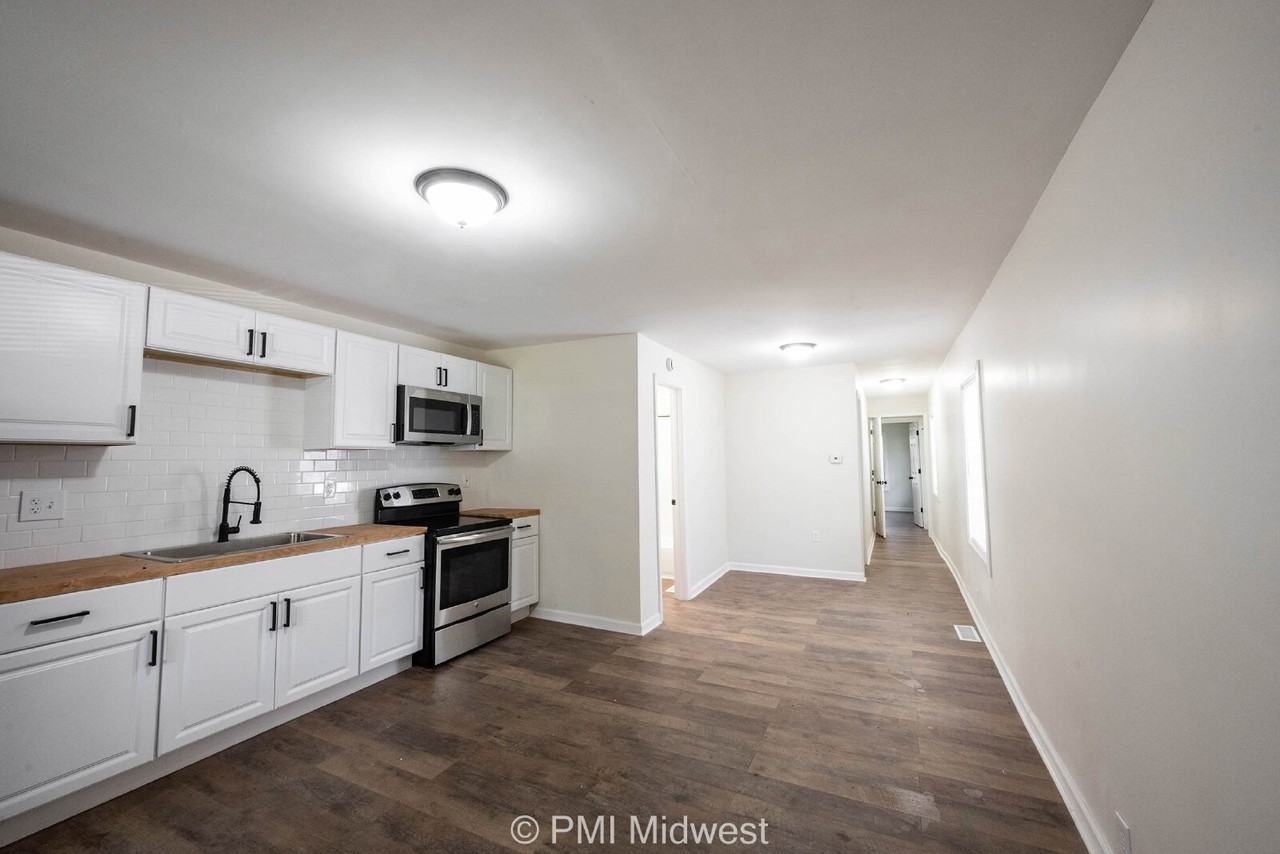 514 N Chester Ave - Photo 5 of 24