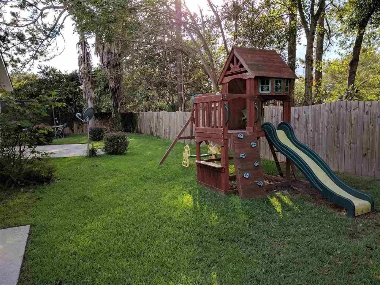 3711 Longchamp Cir - Photo 5 of 21
