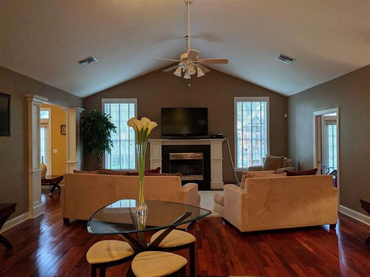 3711 Longchamp Cir - Photo 7 of 21