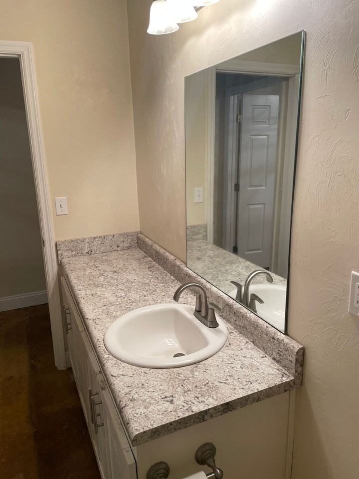 310 Blount St - Photo 6 of 14