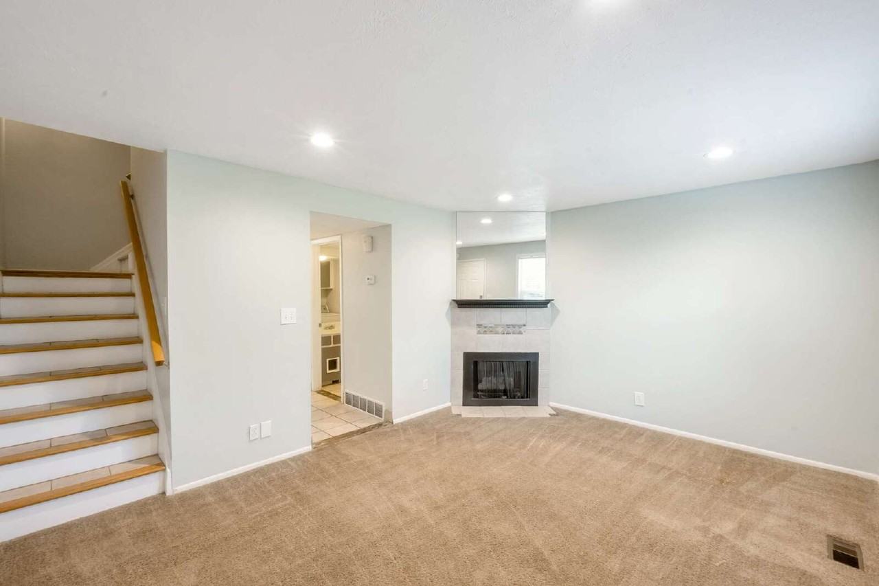 8754 S 620 E - Photo 2 of 15