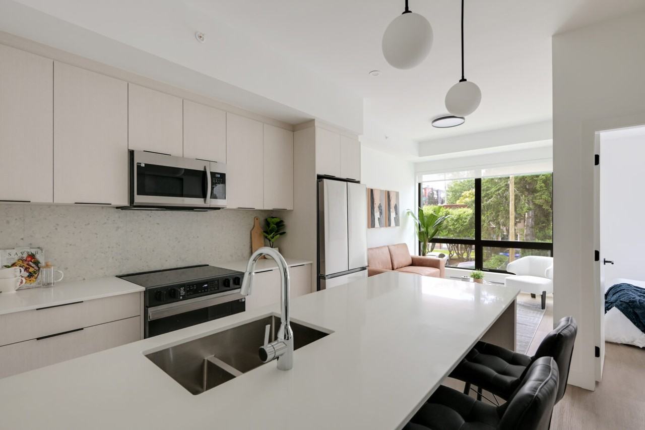 Light House Apartments - Photo 5 of 50