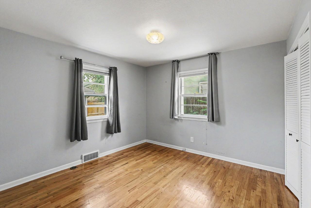 1515 3rd Ave - Photo 7 of 10