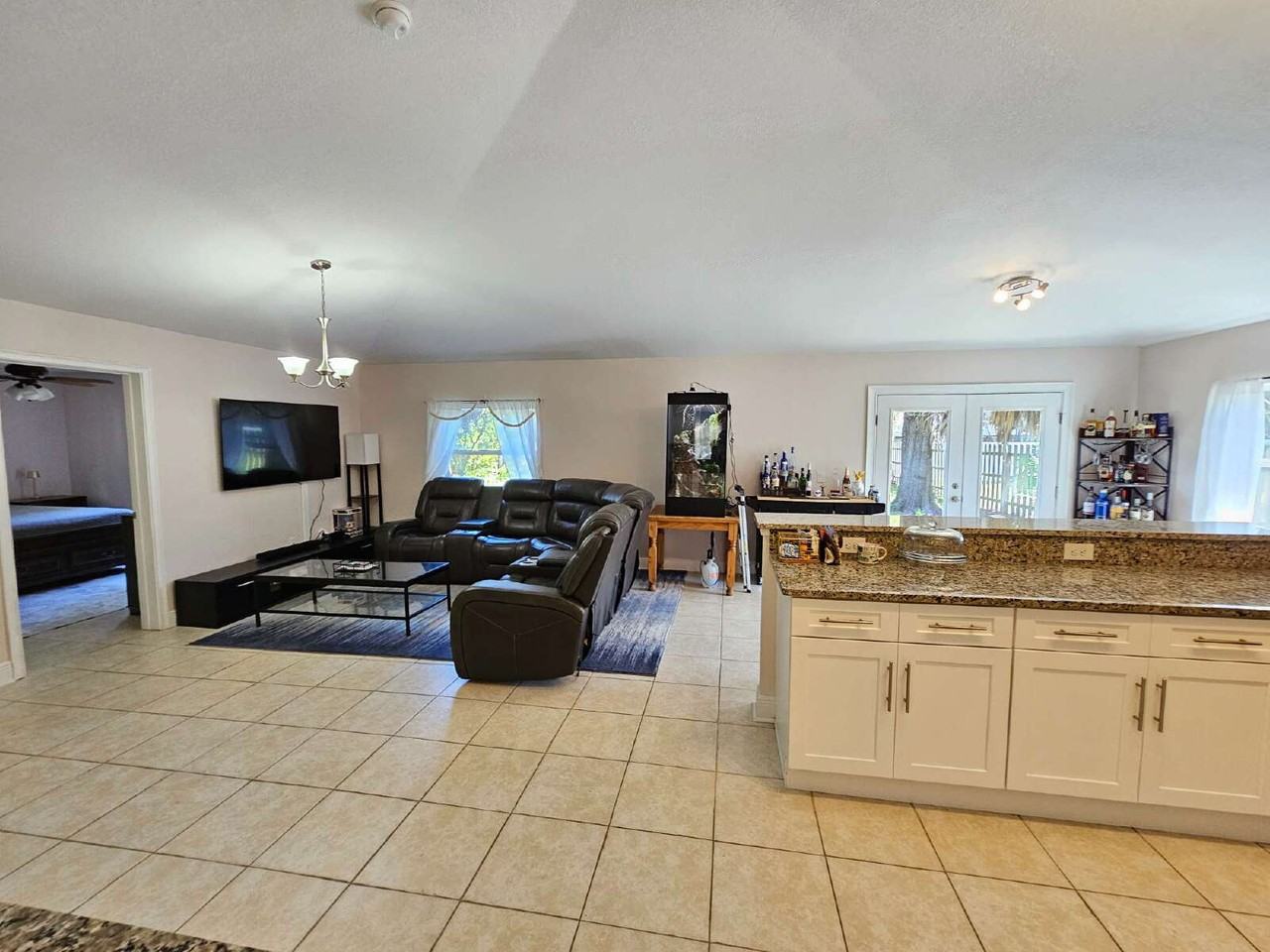 1044 Bernice Rd - Photo 6 of 19