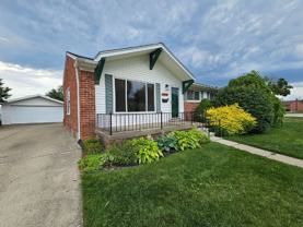31400 Lyons Cir W - Photo 1 of 1