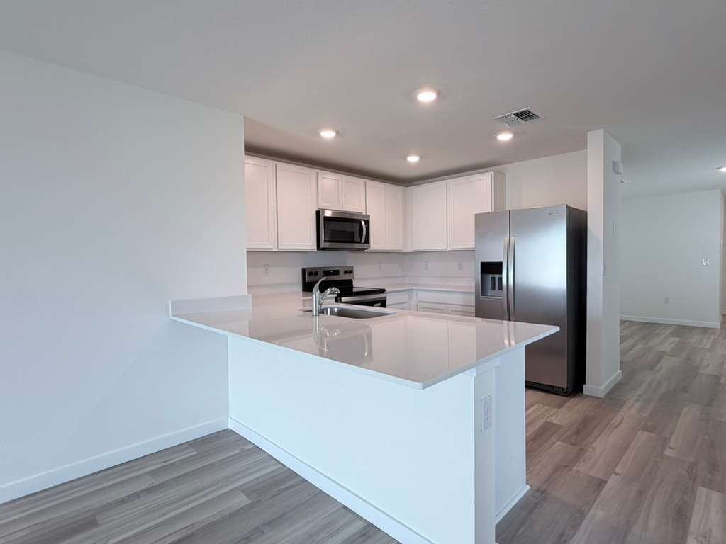 9233 SW 47th court - Photo 6 of 15