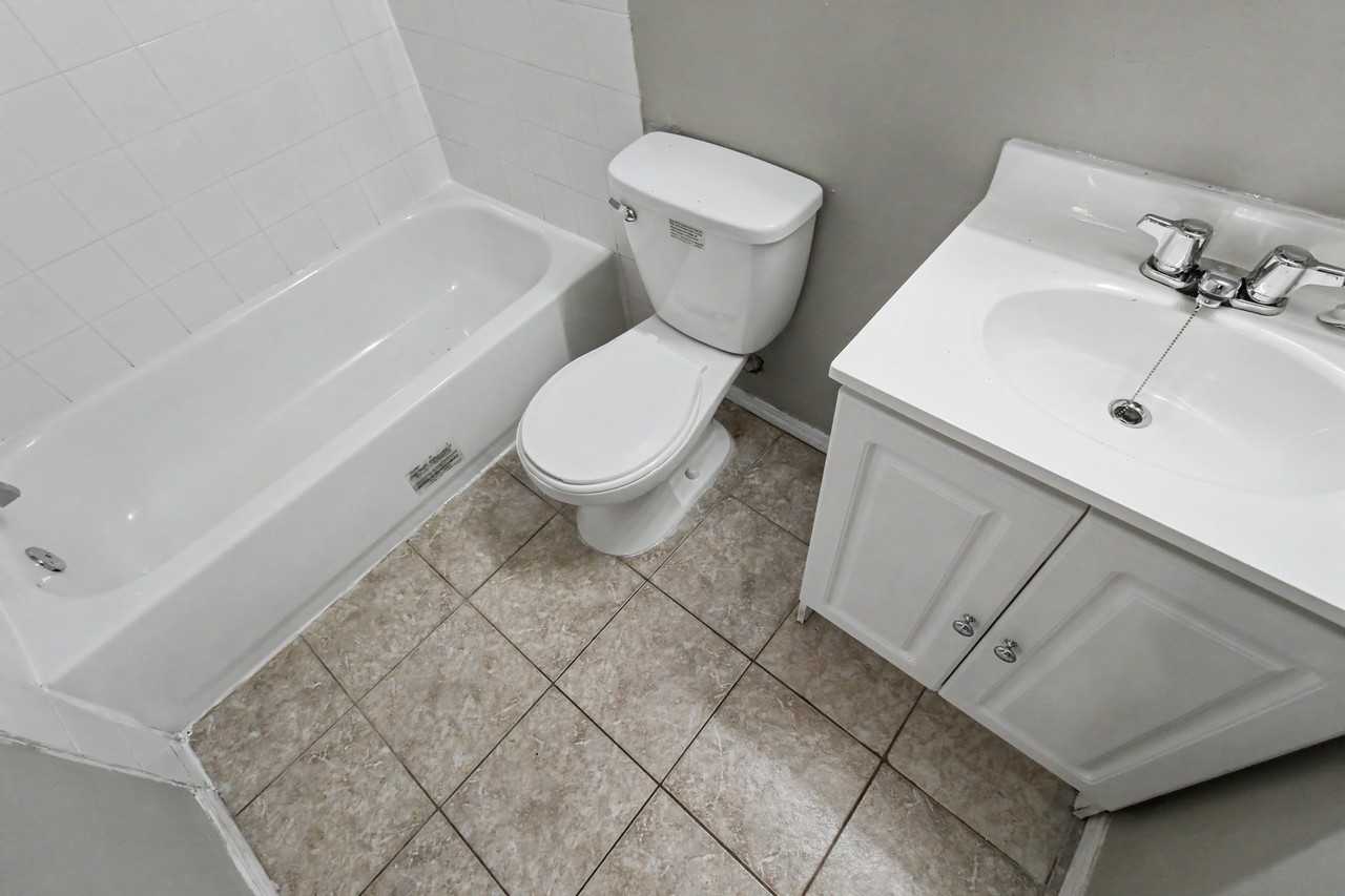 Serenity Apartments - Photo 5 of 22