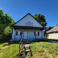 featured image of 449 W 29th St