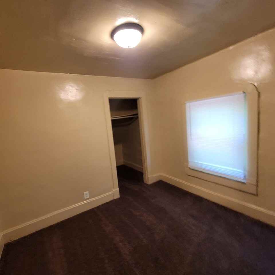 449 W 29th St - Photo 3 of 9