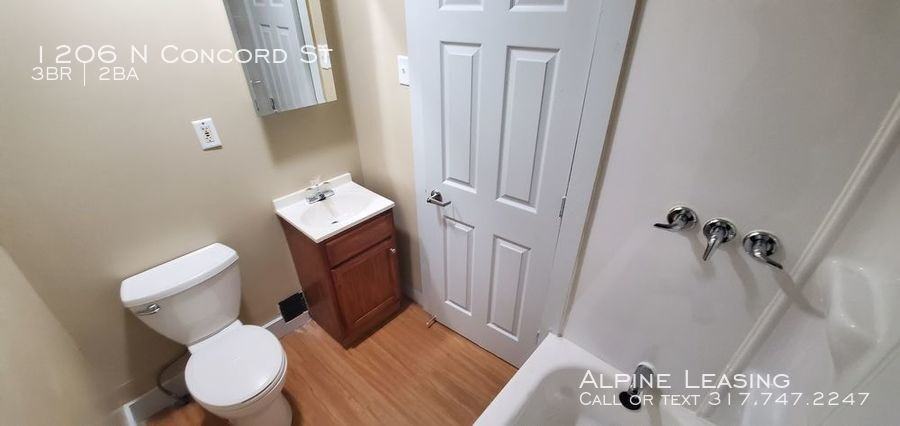 1206 N Concord St - Photo 3 of 9