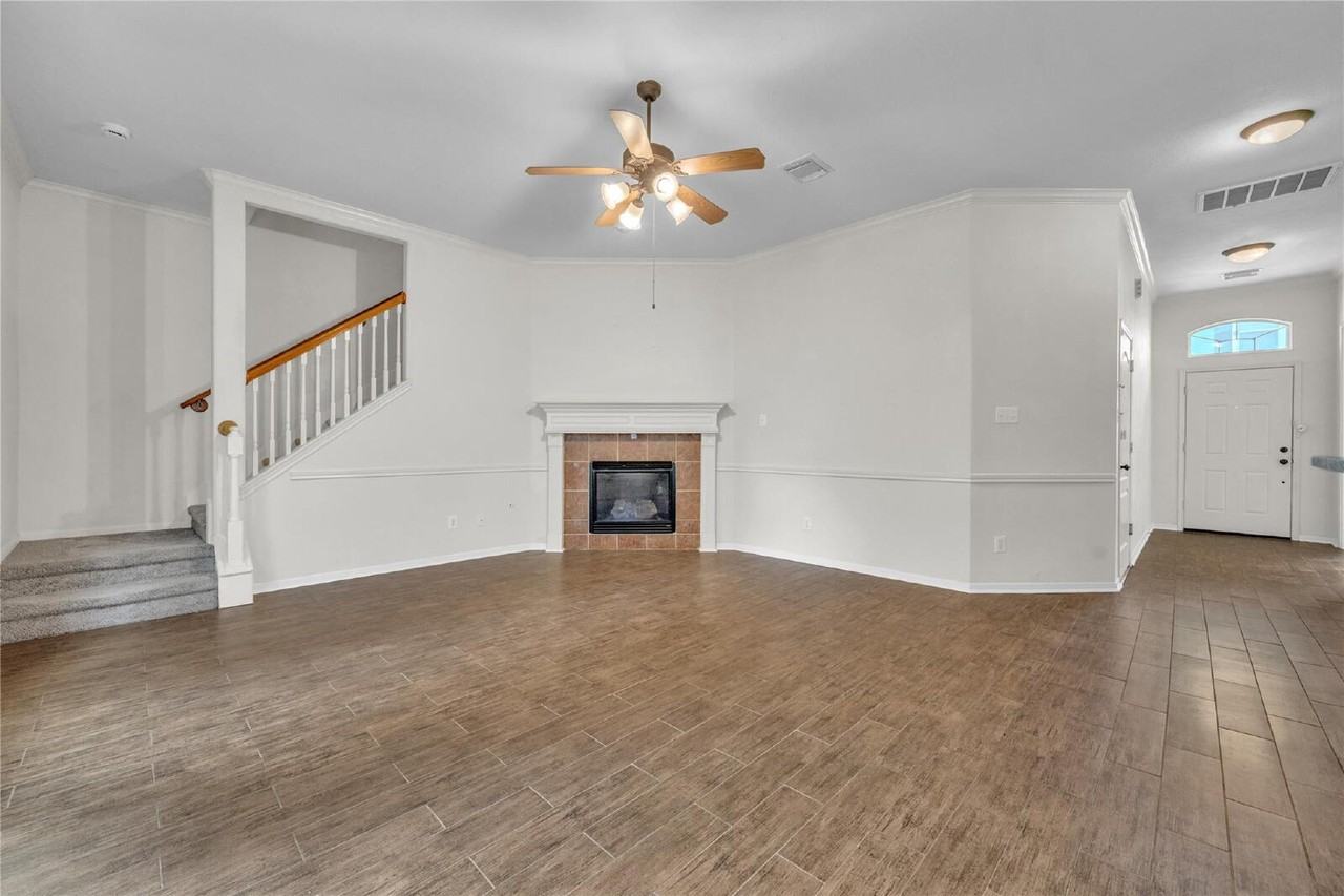 2614 Shady Acres Ct - Photo 7 of 30
