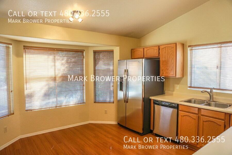 3641 W Linda Ln - Photo 7 of 19