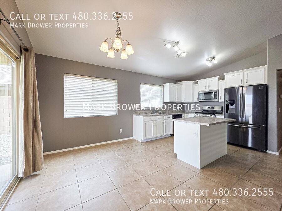 3344 S 186th Ln - Photo 4 of 19