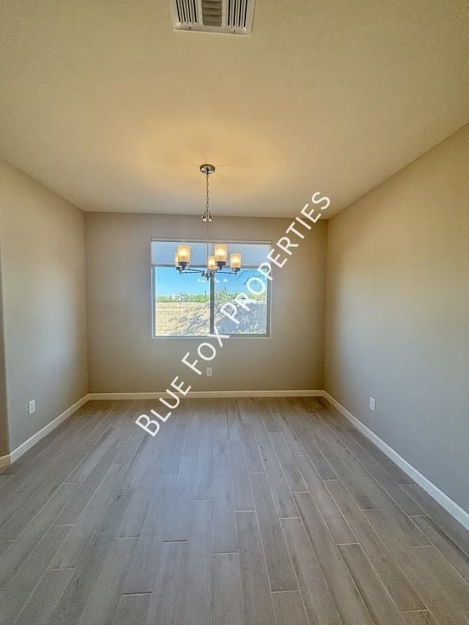 5536 W Lazy Farm Dr - Photo 5 of 25