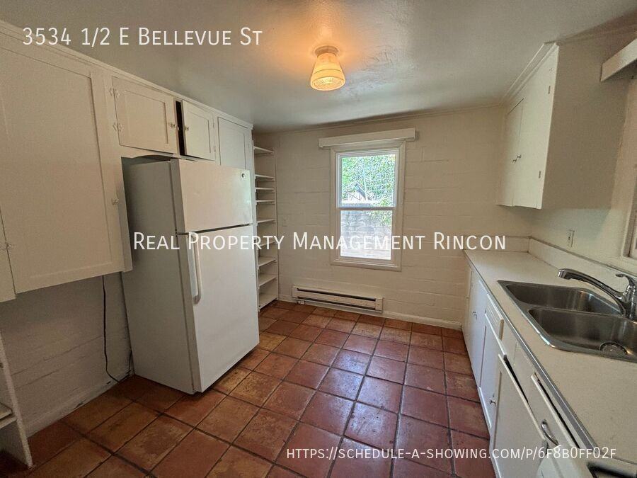 3534 1/2 E Bellevue St - Photo 2 of 9