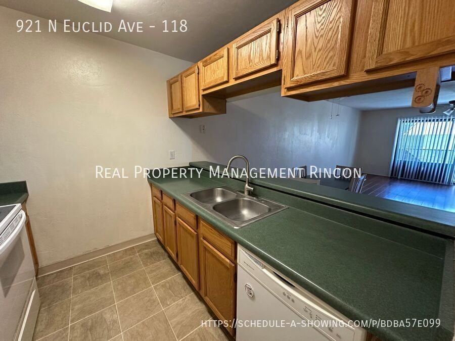 921 N Euclid Ave #118 - Photo 2 of 12