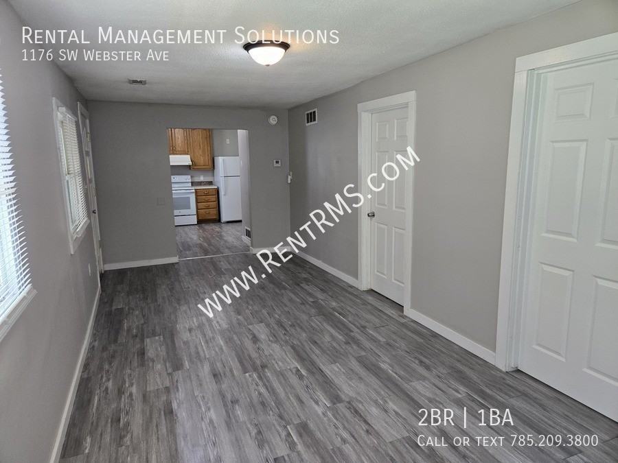 1176 Sw Webster Ave - Photo 5 of 20