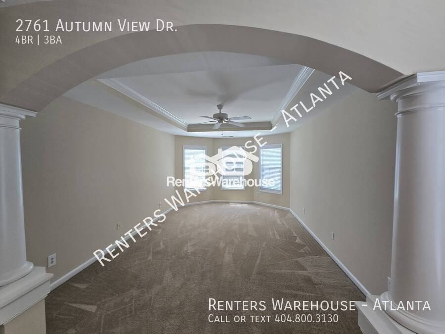 2761 Autumn View Dr - Photo 2 of 26