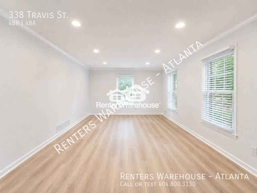 338 Travis St - Photo 5 of 38