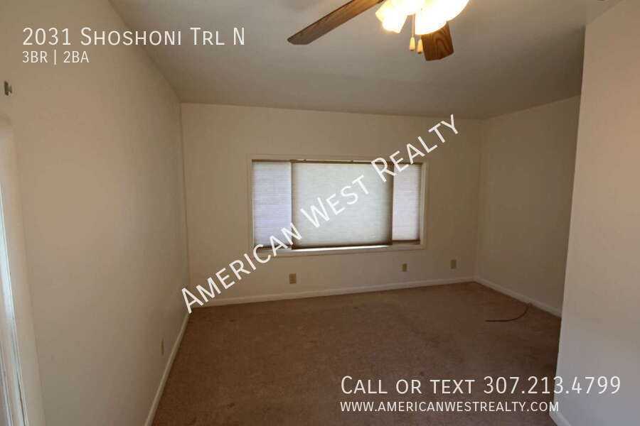 2031 Shoshoni Trl N - Photo 5 of 11