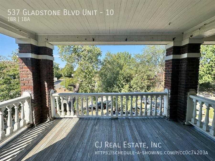537 Gladstone Blvd #10 - Photo 5 of 11