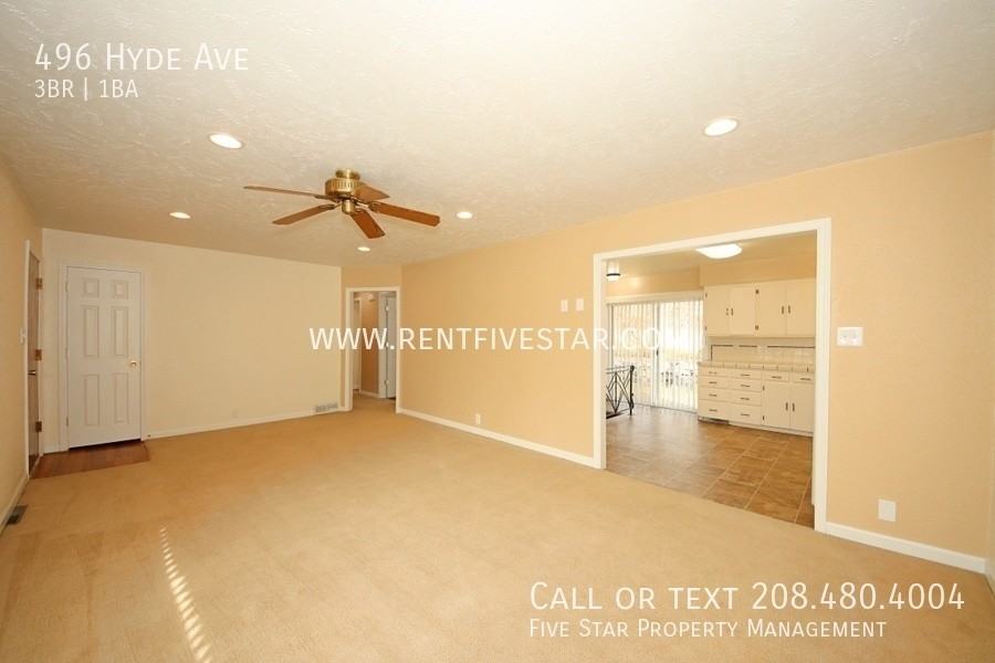 496 Hyde Ave - Photo 3 of 11