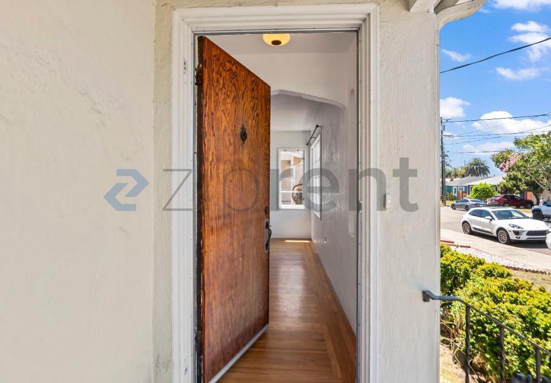 791 Elsie Ave - Photo 4 of 29