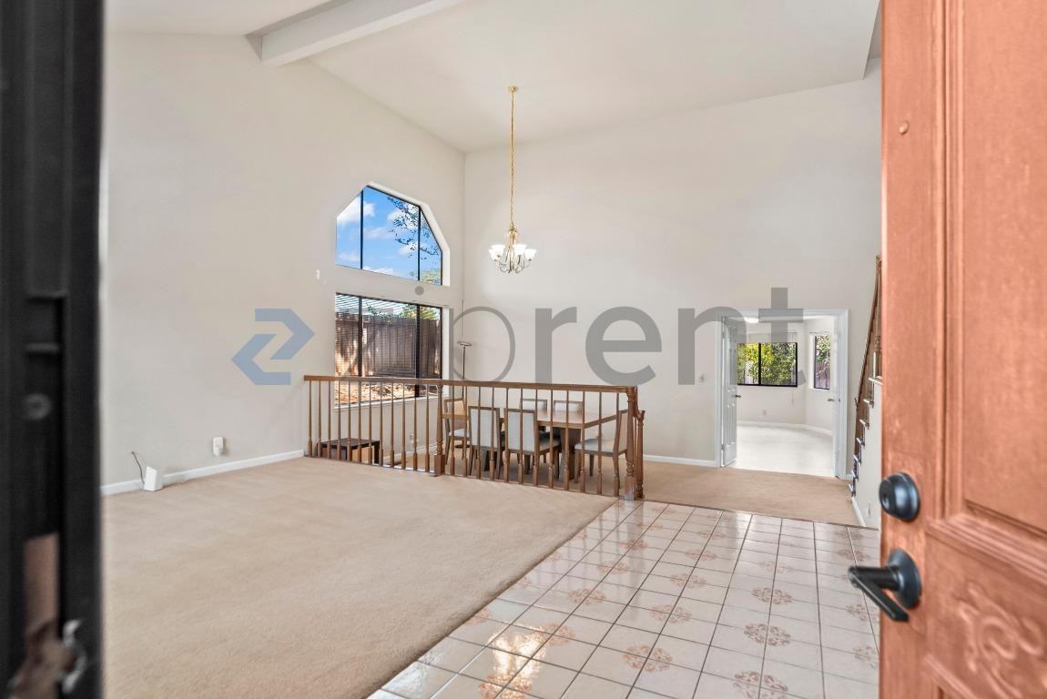 699 Patriot Pl - Photo 5 of 31