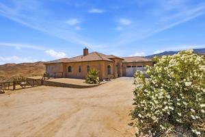 featured image of 59512 Avenida La Cumbre