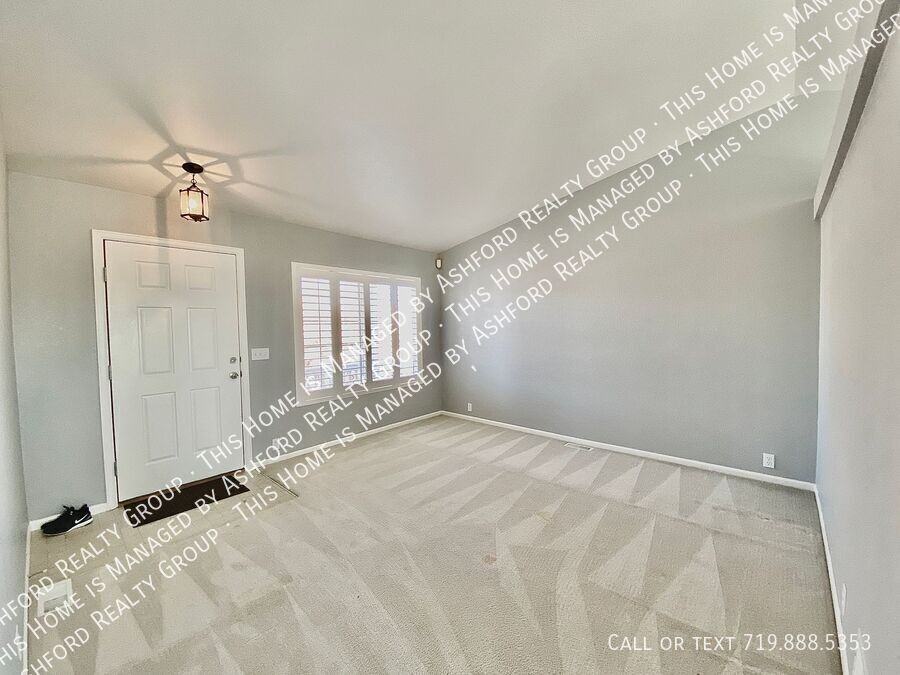 5719 Ansel Dr - Photo 3 of 16