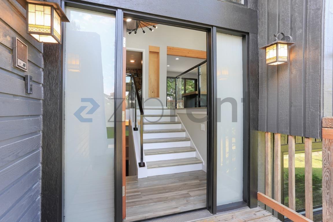 5712 96th St Sw - Photo 2 of 31