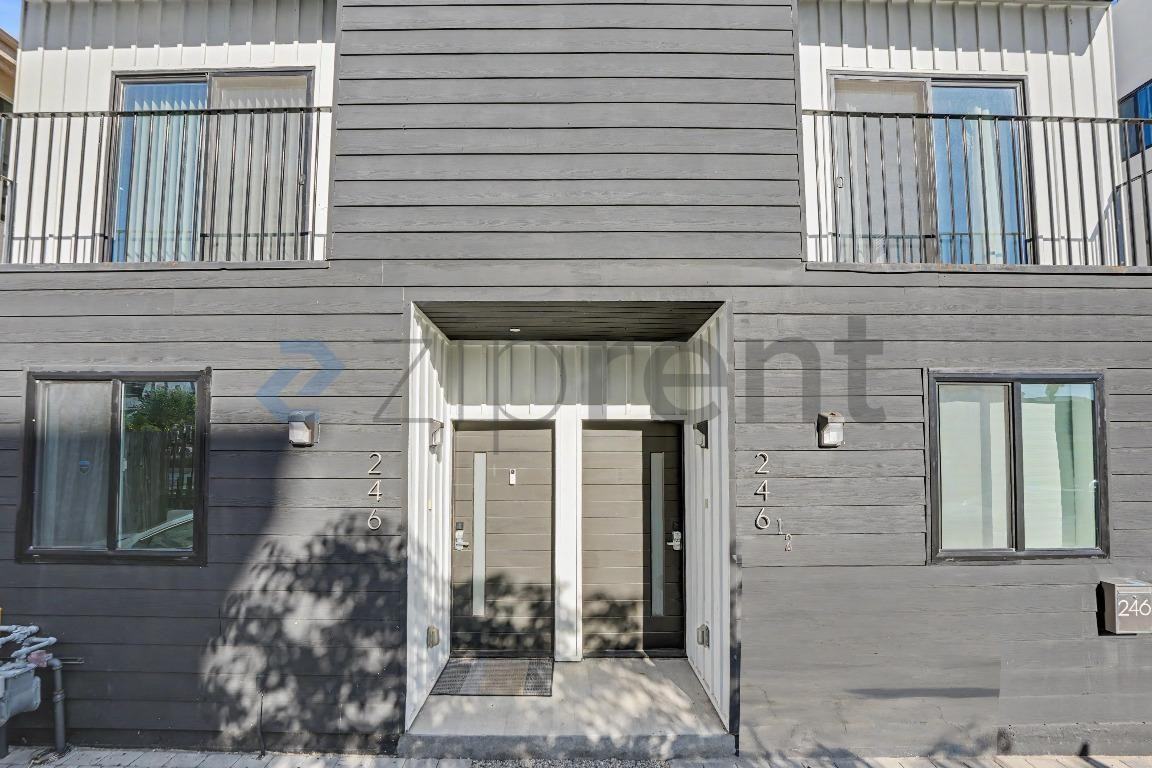 246 N Dillon St #246-1-2 - Photo 4 of 20