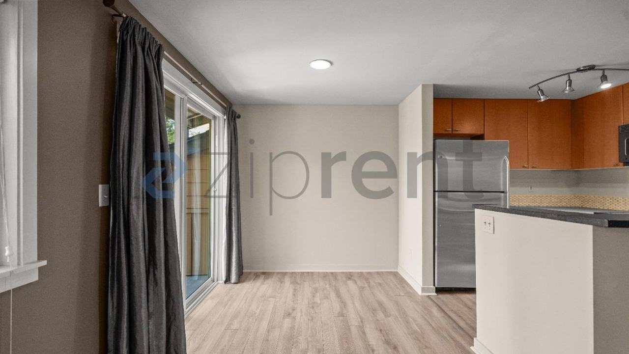 8240 126th Ave Ne #A302 - Photo 5 of 18