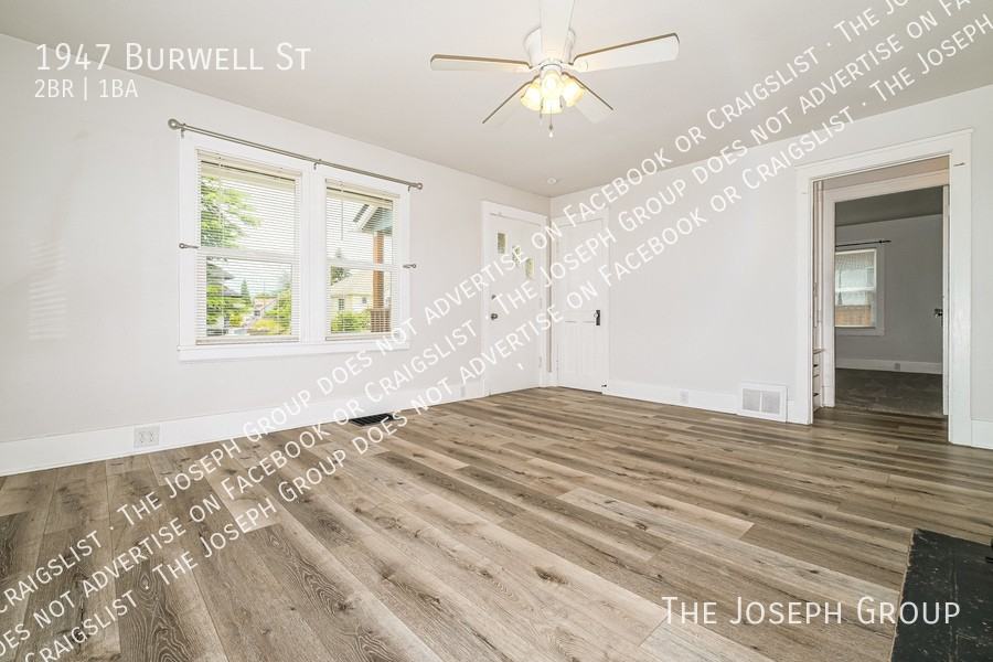 1947 Burwell St - Photo 5 of 33