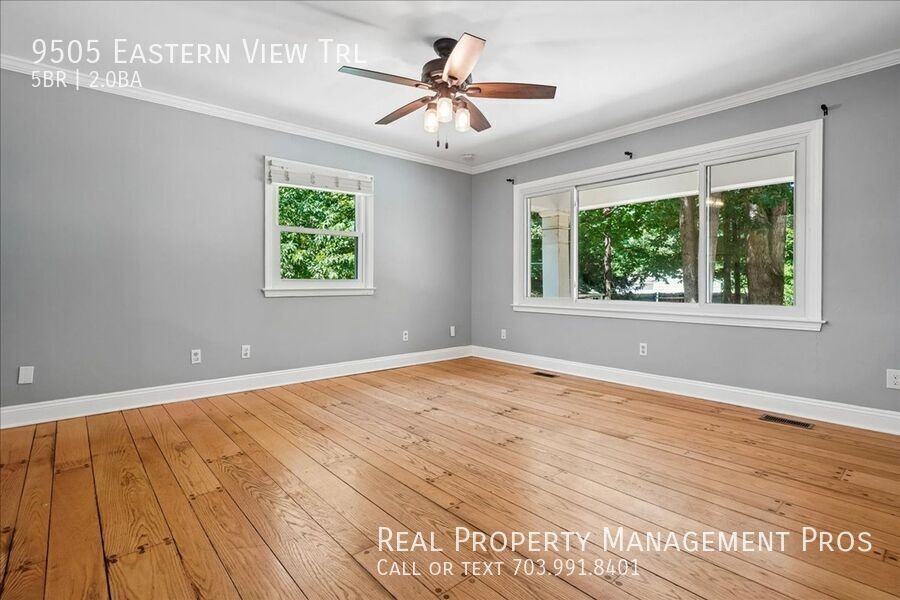 9505 Eastern View Trl - Photo 4 of 32