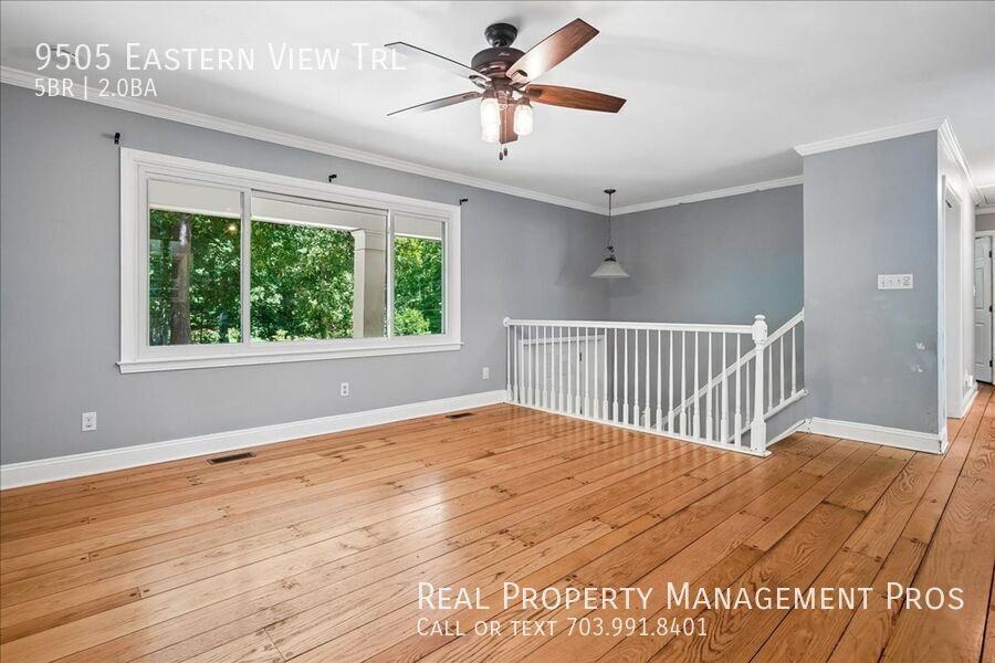 9505 Eastern View Trl - Photo 5 of 32