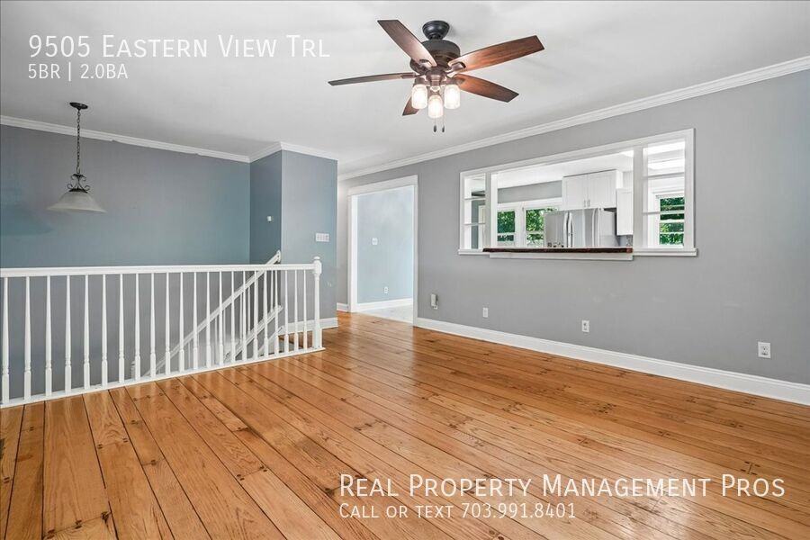 9505 Eastern View Trl - Photo 6 of 32