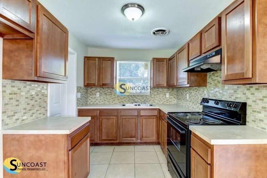 2156 Bunting Dr - Photo 6 of 20