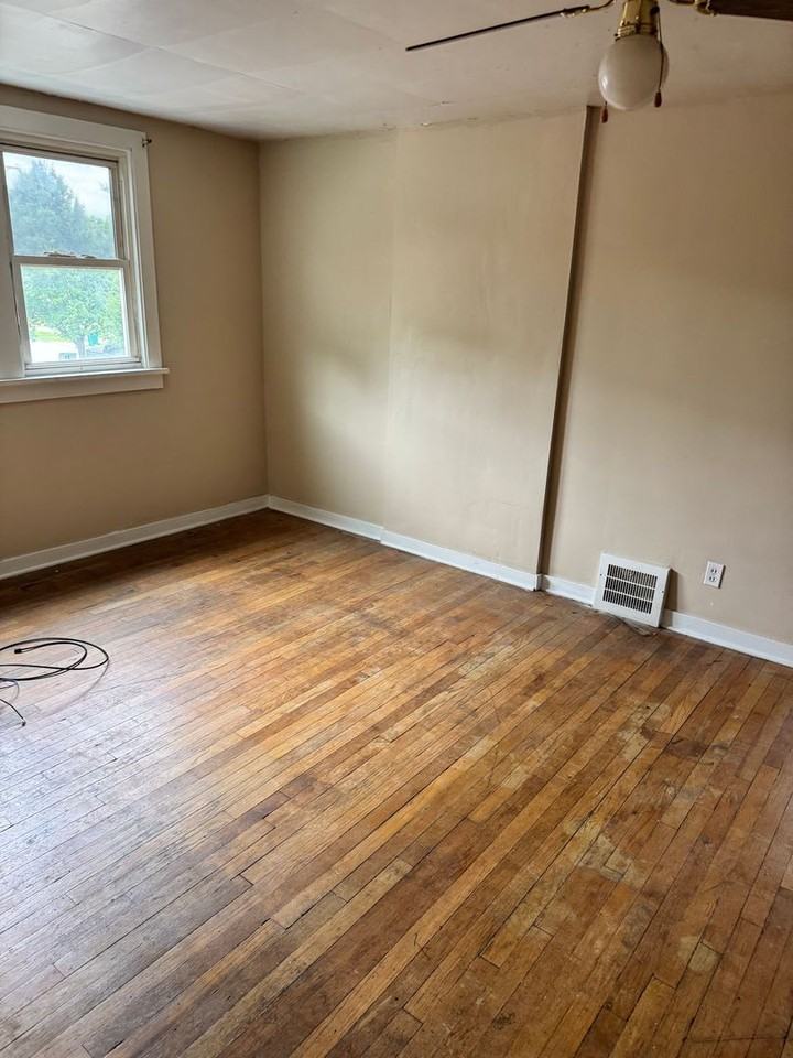 5225 Theodore St - Photo 6 of 11
