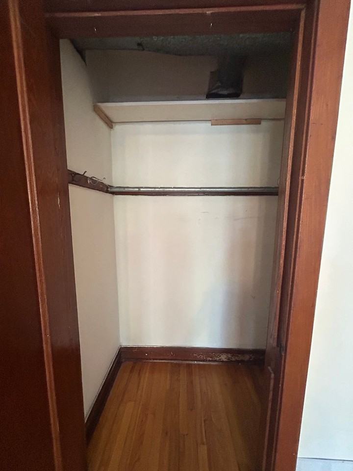 4024 W Cortland St #2 - Photo 2 of 11