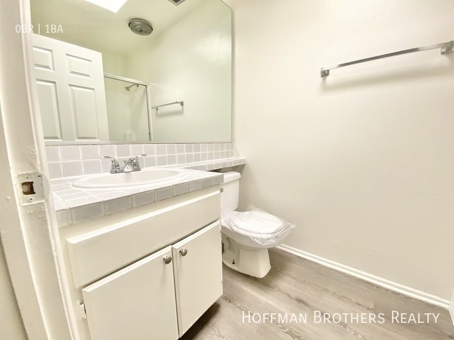 5105 Inglewood Blvd #210 - Photo 3 of 9
